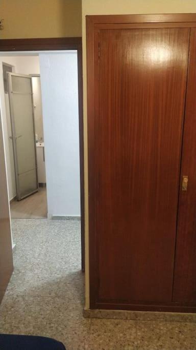 Cozy Room Guapo-Alicante Nearby The Beach And The Center Esterno foto