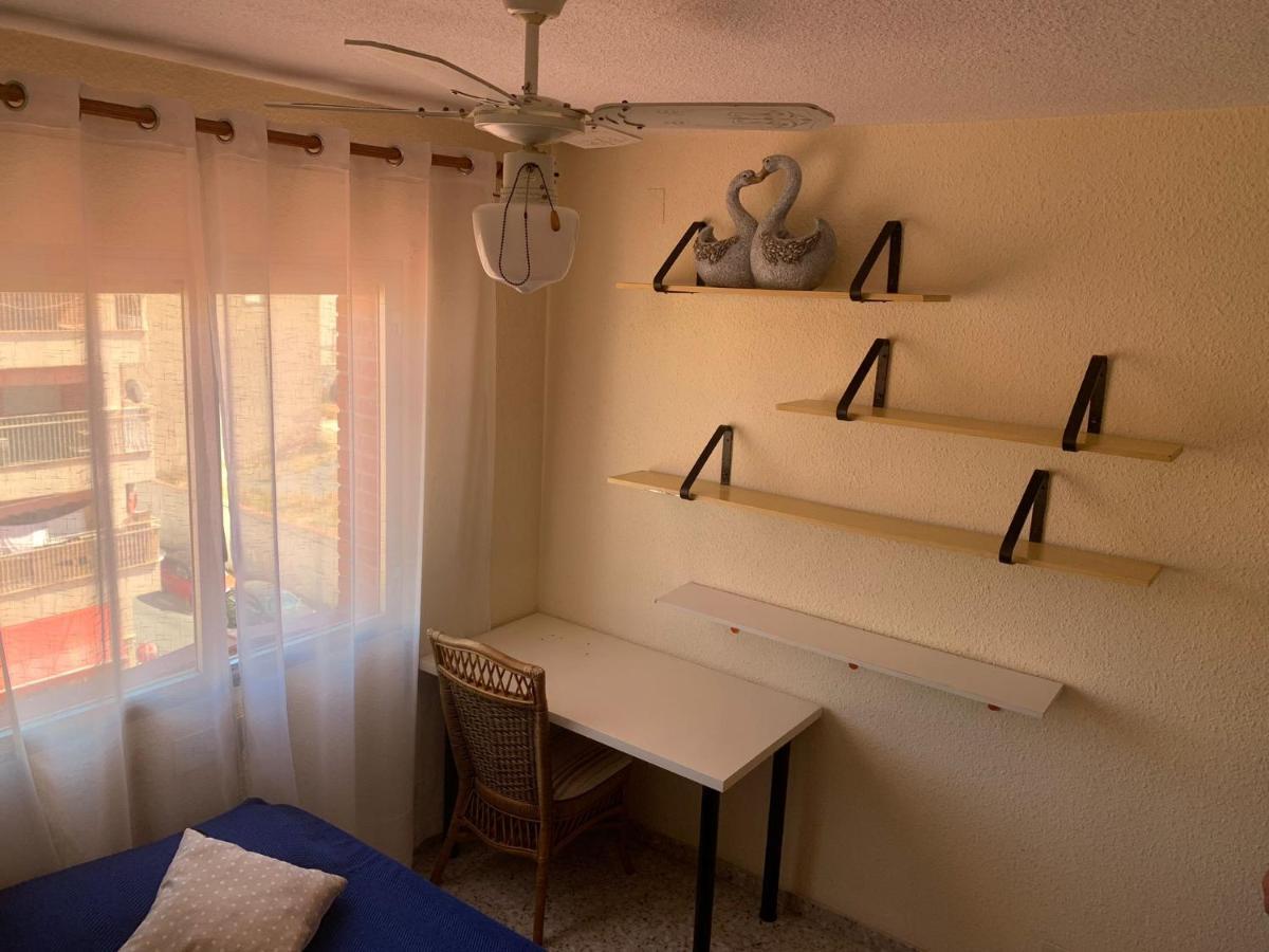 Cozy Room Guapo-Alicante Nearby The Beach And The Center Esterno foto
